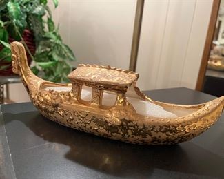 24k Weeping Gold Boat Planter