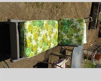 Outdoor Chaise Lounge w/Pad