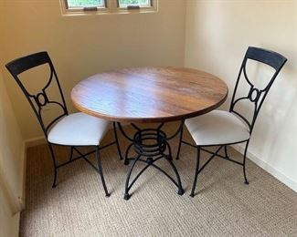 $200 Pennsylvania House Bistro Set 36" round