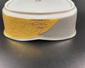 $400, vintage Noritake Diamond Collection 5 bowls & side dish platinum and gold (unused).