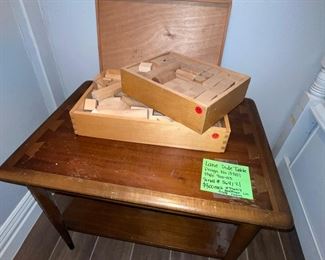 Lane side table & wooden blocks