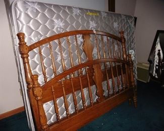 Ethan Allen Head and Food Board (full size)