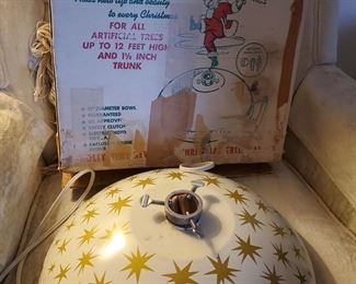 Holly Time Tree Turner Vintage Christmas