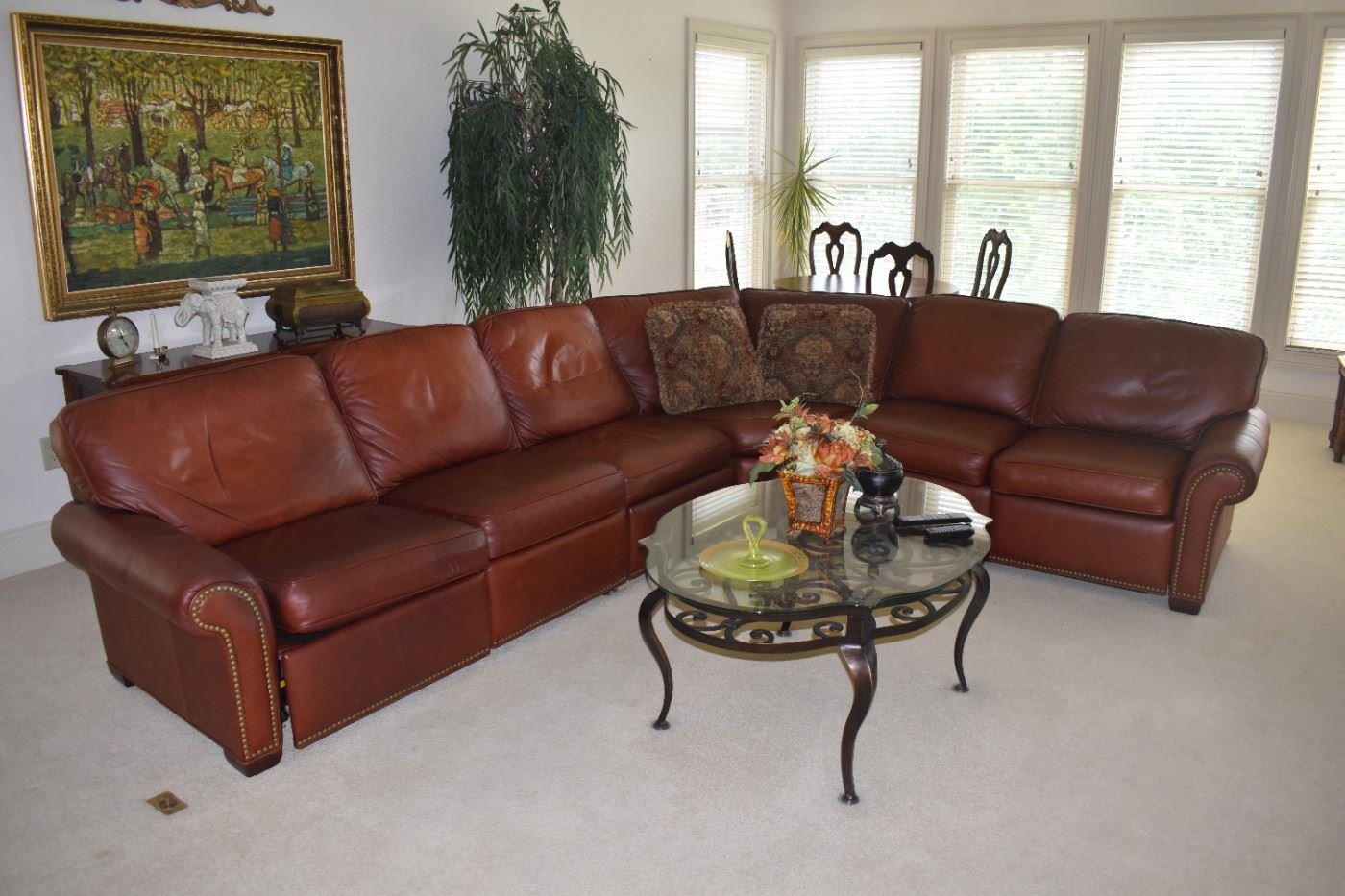 Lakeside Kahite Home, Vonore TN Estate Sale,... starts on 5/18/2023