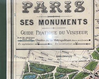 Detailed view of Paris map