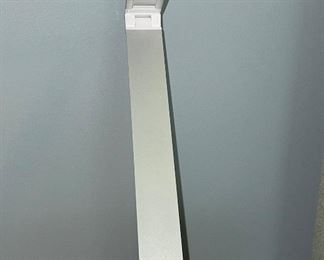 Trotronics dimmable lamp