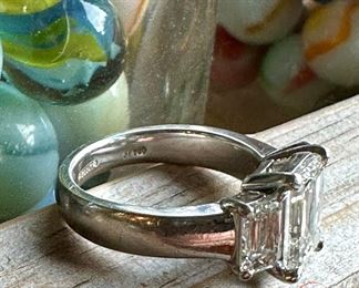 PLATINUM Ring with 3 "Criss" Cut Diamonds (4.86 Carats)