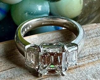 PLATINUM Ring with 3 "Criss" Cut Diamonds (4.86 Carats)