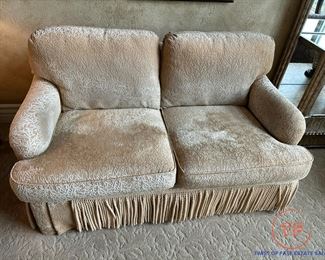 PEARSON Furniture Loveseat