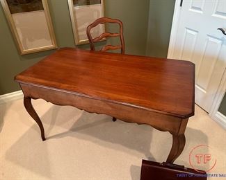 SUPERIOR FURNITURE Writing Desk