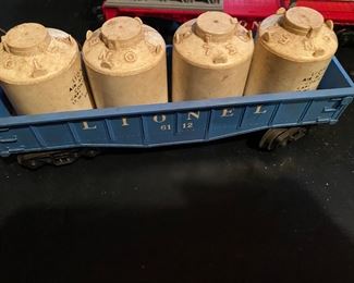 Lionel Gondola Car with 4 Canisters 