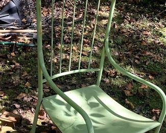1940's green chair.