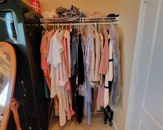 #1172 • Robes, Scarfs, Shirts, Blazers, Dresses & More