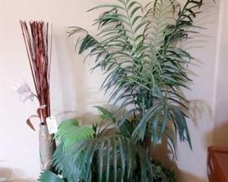 #1210 • Artificial Pant Decorations