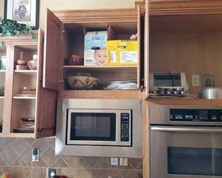 #1270 • Kitchenware