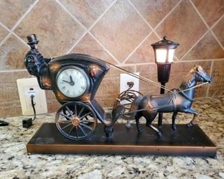 #1281 • Sessions United Horse and Carriage Clock