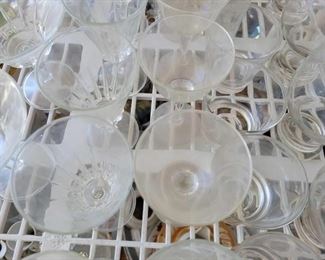 #1700 • 58 Glass Cups