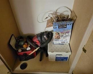 #1854 • Little shop vax box of wires.