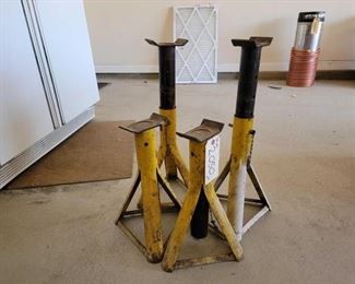 #2050 • Jack Stands