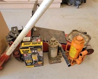 #2090 • Floor Jack, Three Bottle Jacks