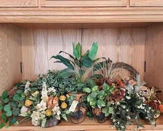 #2204 • Artifical Floral Deco