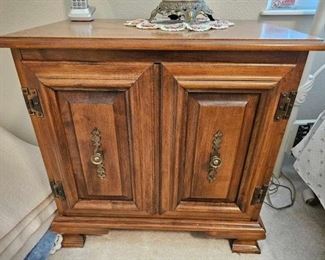 #2524 • Wooden Night Stand