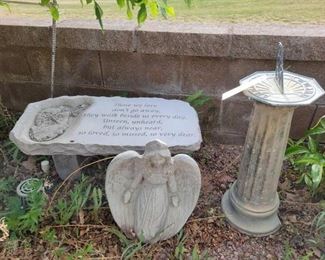 #2914 • Stone Yard / Garden Decor