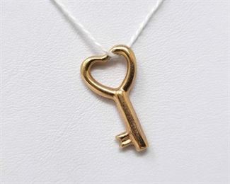 #208 • 18k Gold Heart Key Pendant, 1g
