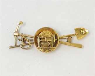 #324 • 14k Gold Miners Pickaxe & Shovel Pin, 7g