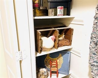 Antique items 
Farmhouse items 
Antique fans 
Large crock pots 