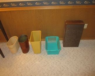 Wastebasket 