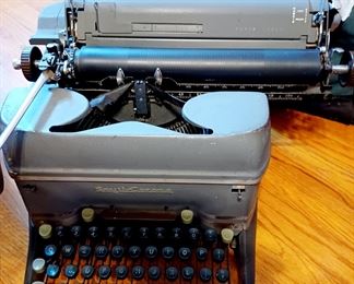 Vintage Smith Corona Typewriter 