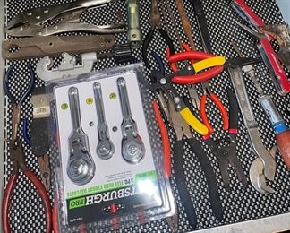 Ratchets, Pliers, Wire Cutters