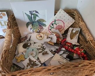 Vintage Costume Jewelry