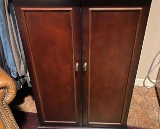 Bombay Jewelry Dresser Chest Cherry