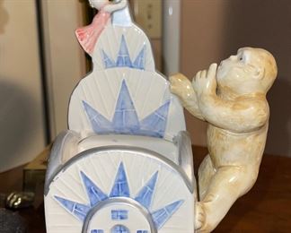 King Kong Porcelain Vase