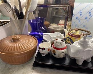 Tea Pots, Baker, Lacquer Trays, Stainless Tray
