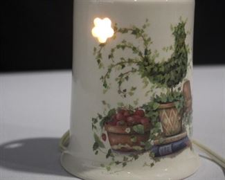 Candlelight With Decorative Holder