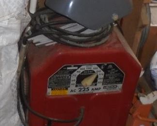  LINCOLN 225 WELDER