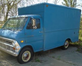  74 FORD ECONOLINE 300 VAN