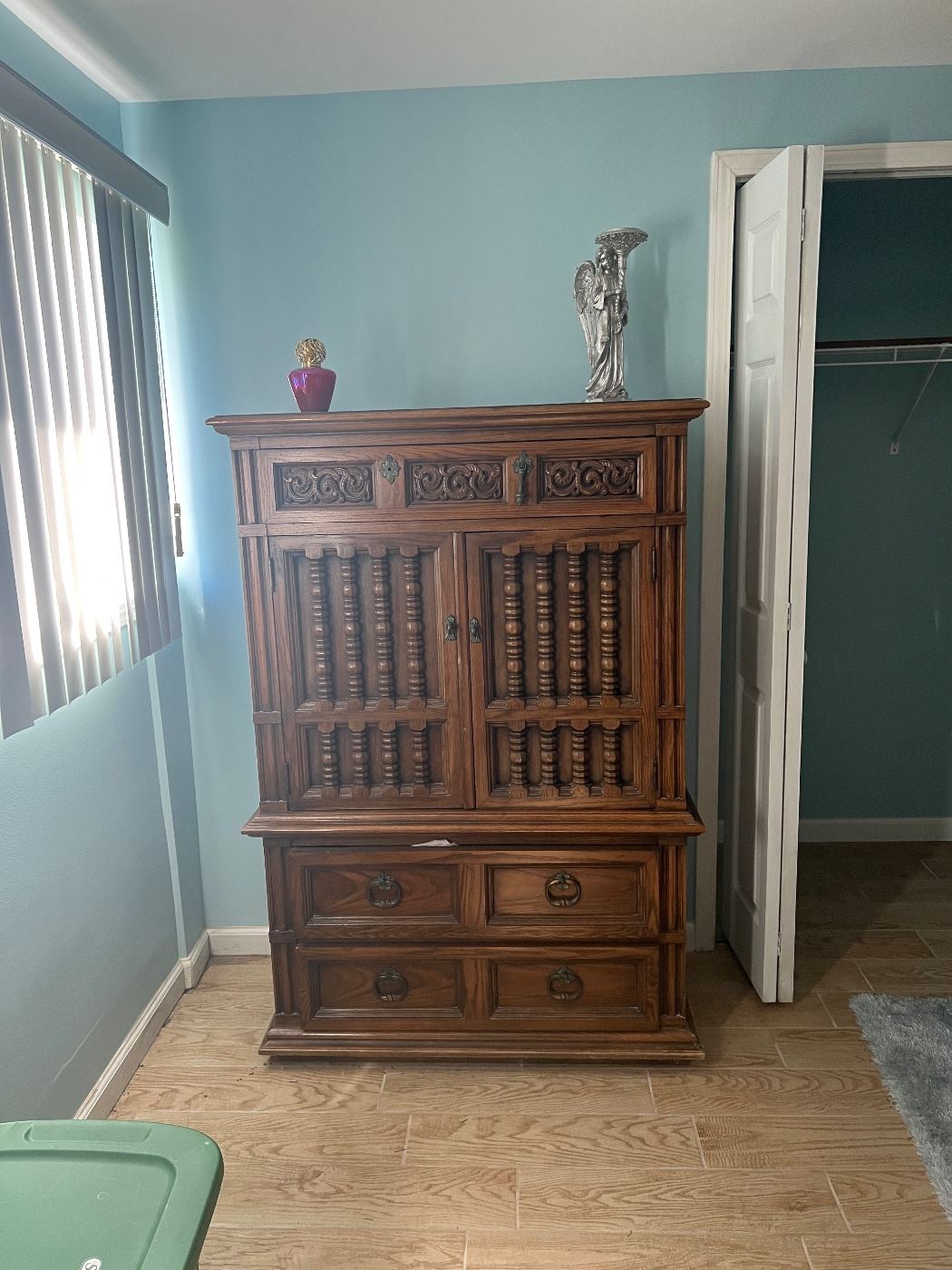 50 OFF & 5 FILL A BAG Unique Utica Estate Sale starts on 5/18/2023