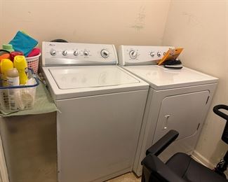  NICE WASHER AND DRYER