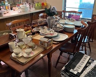 Ethan Allen 12 setting 