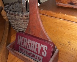 Hershey's Chocolate Bar Tin Box