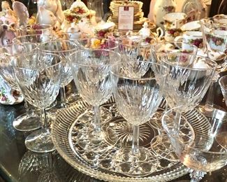set of crystal wine glasses