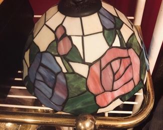 rose pattern stained glass lamp shade