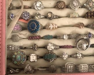 emeralds, Czs, opals