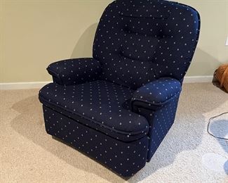 Like new chair
