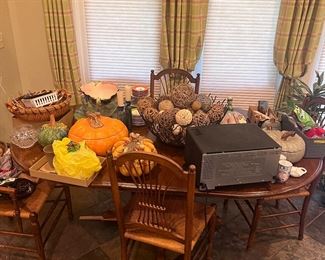 Nice kitchen table, dining table, and chairs