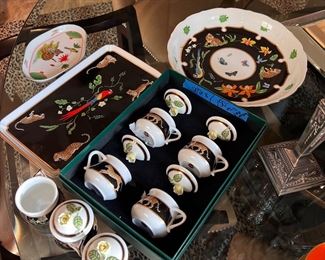 Many different pieces Lynn Chase